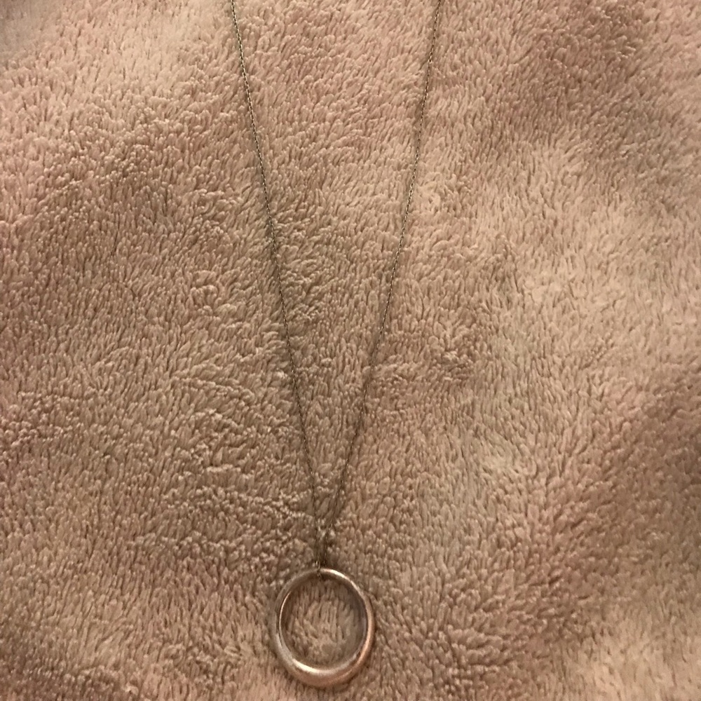 Circle necklace